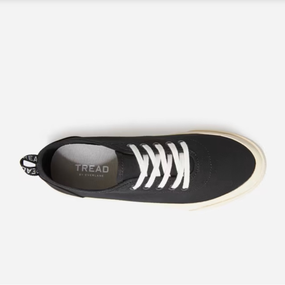EUC Everlane- The Forever Sneaker